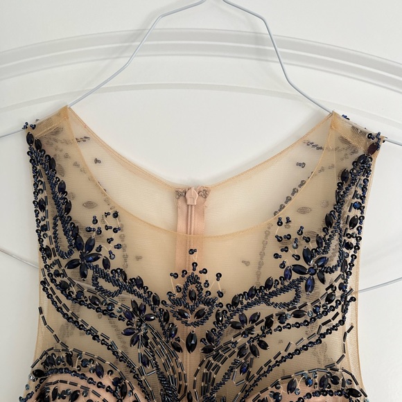 Prom dress - Picture 8 of 12